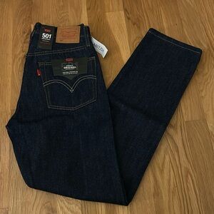 Levi’s 501 Original - Dark Wash - NWT